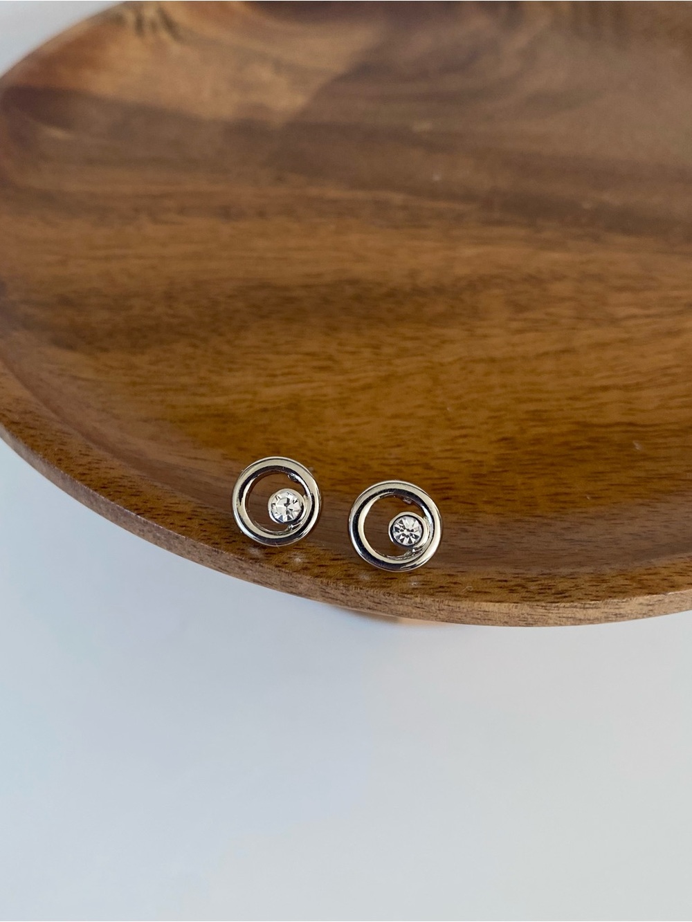 4/$15 Cute Sterling Silver Circle Stud Earrings with Clear Crystal
